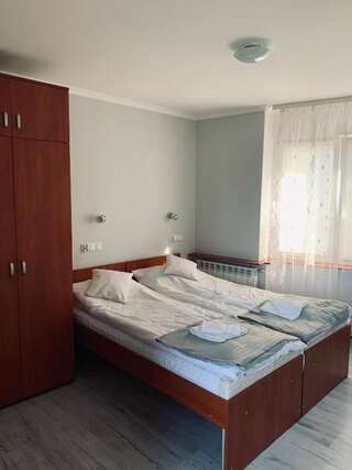 Отели типа «постель и завтрак» Bianco - pokoje noclegowe Ченстохова Двухместный номер Делюкс с 1 кроватью и душем-8